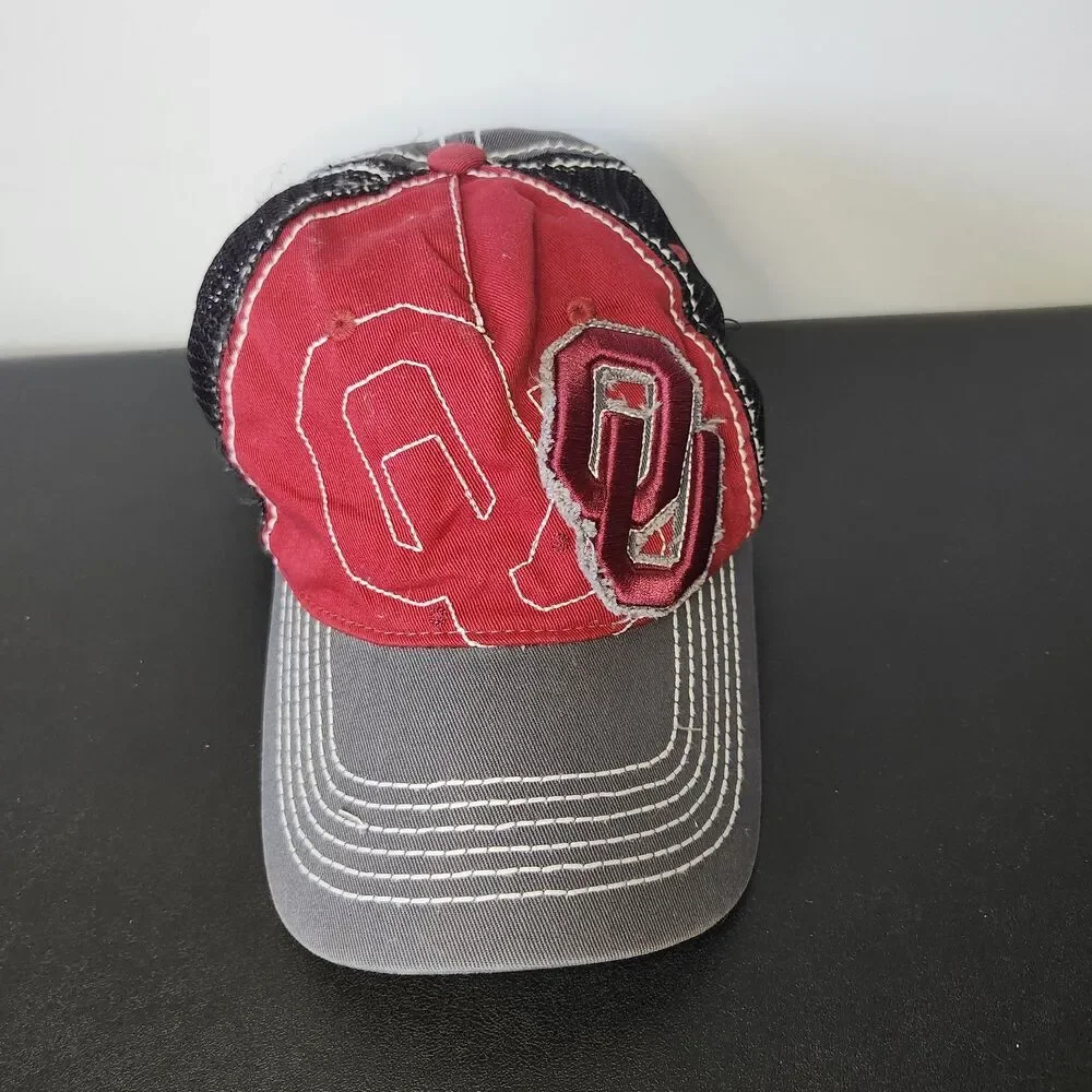 Top of the World Oklahoma Sooners Hat OU NCAA Trucker Cap Distressed Mesh OSFM
